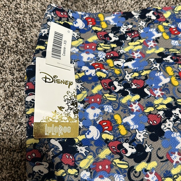 NWT LulaRoe Disney Mickey Mouse, Cassie skirt XS - Picture 2 of 5